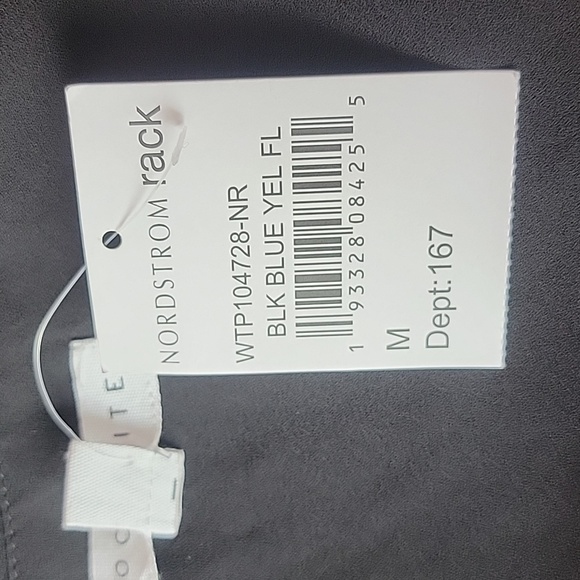 SOCIALITE BLACK FLORAL BLOUSE/  M. - Picture 6 of 11